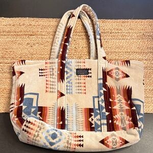 Pendleton Cream and Blue Patterned Tote
